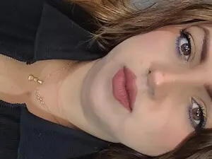 Myfreecams Live Sex Cam of AbigailSexy1