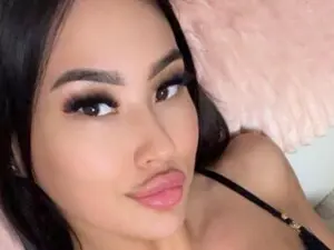 Myfreecams Live Sex Cam of SimpleMai