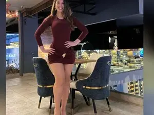 Myfreecams Live Sex Cam of girl_glamourt