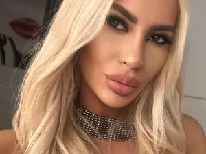 Myfreecams Live Sex Cam of Missy_alena