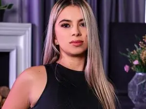 Myfreecams Watch Live Sex Cams of Martina_ferer