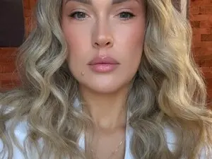 Myfreecams Watch Live Sex Cams of JulieDalton