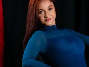 Myfreecams Watch Live Sex Cams of Lucy_hot77