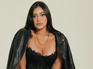 Myfreecams Sex Chat of AmbarJames