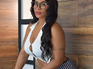 Myfreecams Free Live Porn of Dakotadesire_10