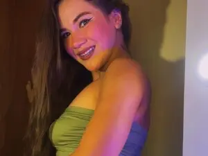 Myfreecams Private Sex Chat of Latinahot