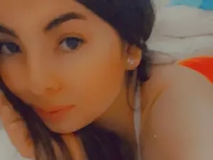 Myfreecams Adult Webcams of BeluLara_01
