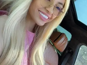 Myfreecams Free Live Porn of BaayBee__