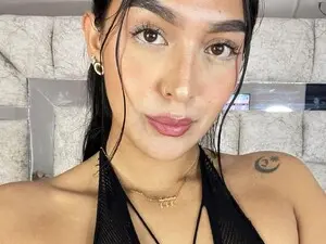 Myfreecams Watch Live Sex Cams of SaraGreey