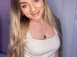 Myfreecams Live Sex of SkyEyesLuna