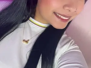 Myfreecams Live Sex Cam of Amanda_bitch
