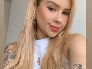 Myfreecams Watch Live Sex Cams of KinkyKaro