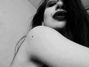 Myfreecams Free Porn Cam of YourGoddessM