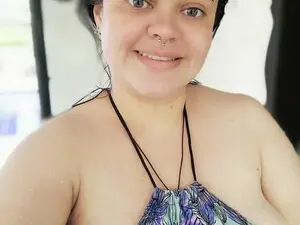 Myfreecams Live Sex Cam of Aliciaking1
