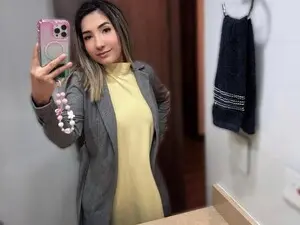 Myfreecams Sex Chat of Seren_hanna