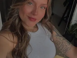 Myfreecams Nude Webcam of Charlotte813