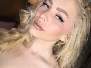 Myfreecams Watch Live Sex Cams of WhitneyAndrew