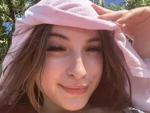 Myfreecams Live Sex of SarahRhyder