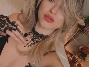 Myfreecams Nude Webcam of MissyMeow_