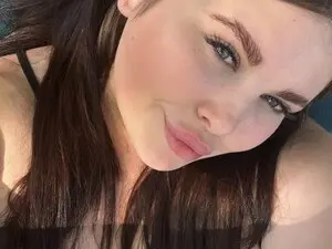 Myfreecams Adult Webcam of Milana_Kelly