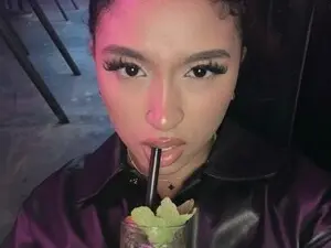 Myfreecams Free Live Porn of Aurora_eilish