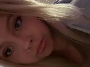 Myfreecams Free Porn Cam of pr1ncessbelle