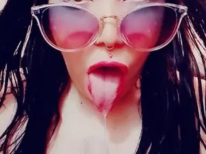 Myfreecams Free Live Porn of Sharonnleon