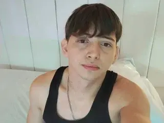 Streamate Live Sex Cam of ClarkHeinz_os