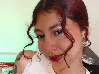 Streamate Free Porn Cam of alejita_machado
