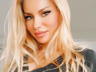 Streamate Adult Webcams of HelenaNiki