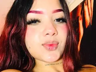 Streamate Adult Webcam of Kira_milk