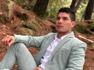 Streamate Watch Live Sex Cams of Graysonn_Owen