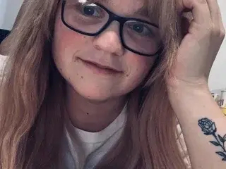 Streamate Live Sex Cam of Curvylaciex