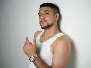 Streamate Adult Webcams of PaulRivera