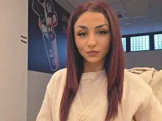 Streamate Live Porn of JANNYIE