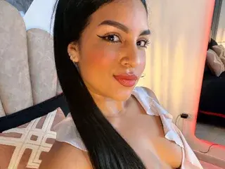 Streamate Adult Webcam of EstrellaGarcia