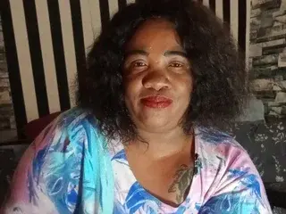 Streamate Sex Chat of BigHotMatureXXXX