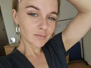 Streamate Private Sex Chat of MaribelRiverr
