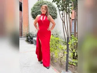 Streamate Nude Webcam of CarolMiss_79