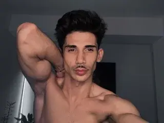 Streamate Free Live Porn of DanielCrush18