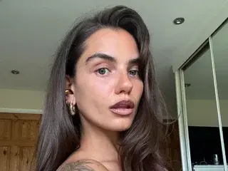Streamate Live Porn of RoxyRoseX