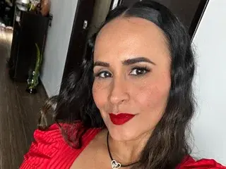 Streamate Live Porn of SaraCharmy