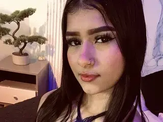 Streamate Sex Chat of CharlotteeQueen