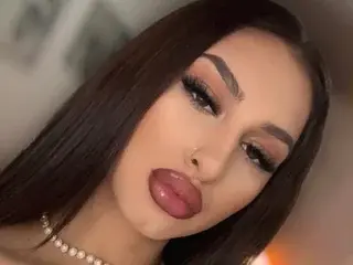 Streamate Nude Webcam of KissInferno