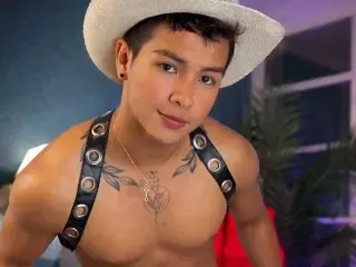 Streamate Nude Webcam of JOEL_CARTER21