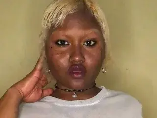 Streamate Free Porn Cam of La_malona_77