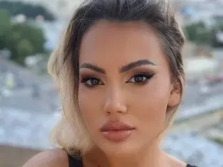 Streamate Live Porn of CelineHuddson