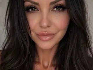Streamate Free Porn Cam of CoralCavero