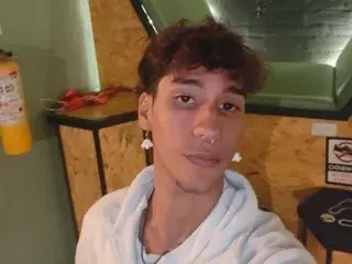 Streamate Live Sex Cam of JupiterStar19