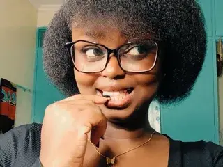 Streamate Sex Cam of PrettyDoll22